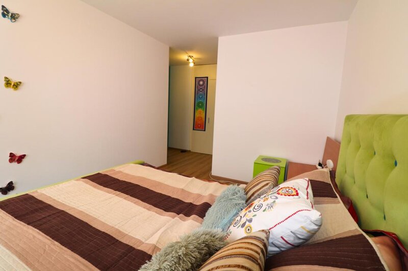 Metrou Nicolae Teclu la 8 minute, bloc 2016, etaj intermediar.